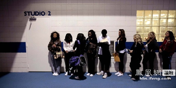 ���أ�����������Ů��ѡ�ι��̣���ͼ��