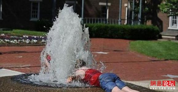 �̵㿴����Լ�е�ţ��ţͼ ��ЦͼƬ