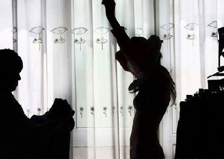 ʵ�Ĵ�ѧ����Ů���Ա�ģ�ض��ľ�����ͼ��