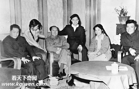 �˽�ë��ʮ����Ů�Ĳ�ͬ����(��ͼ)